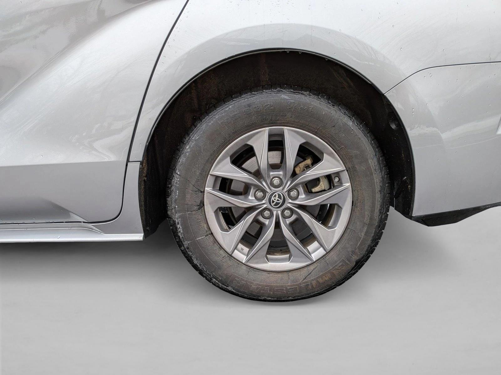 2024 TOYOTA SIENNA - Image 13