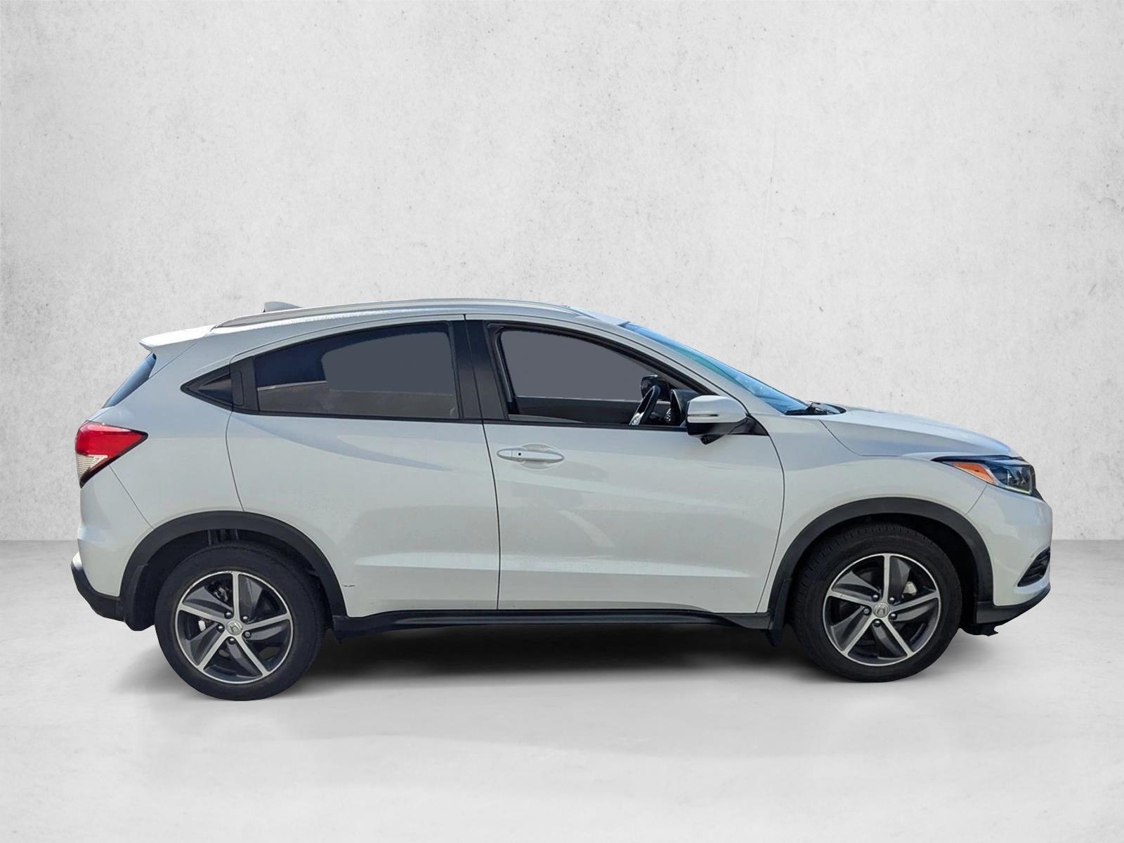 2022 Honda HR-V EX-L 2WD photo 3