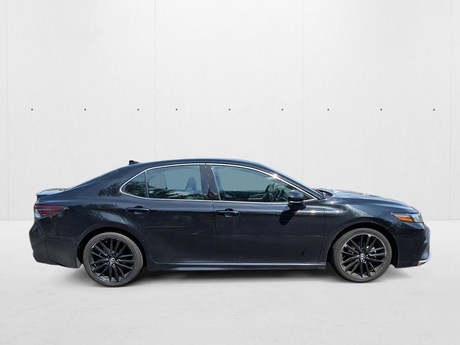 2023 Toyota Camry XSE photo 2