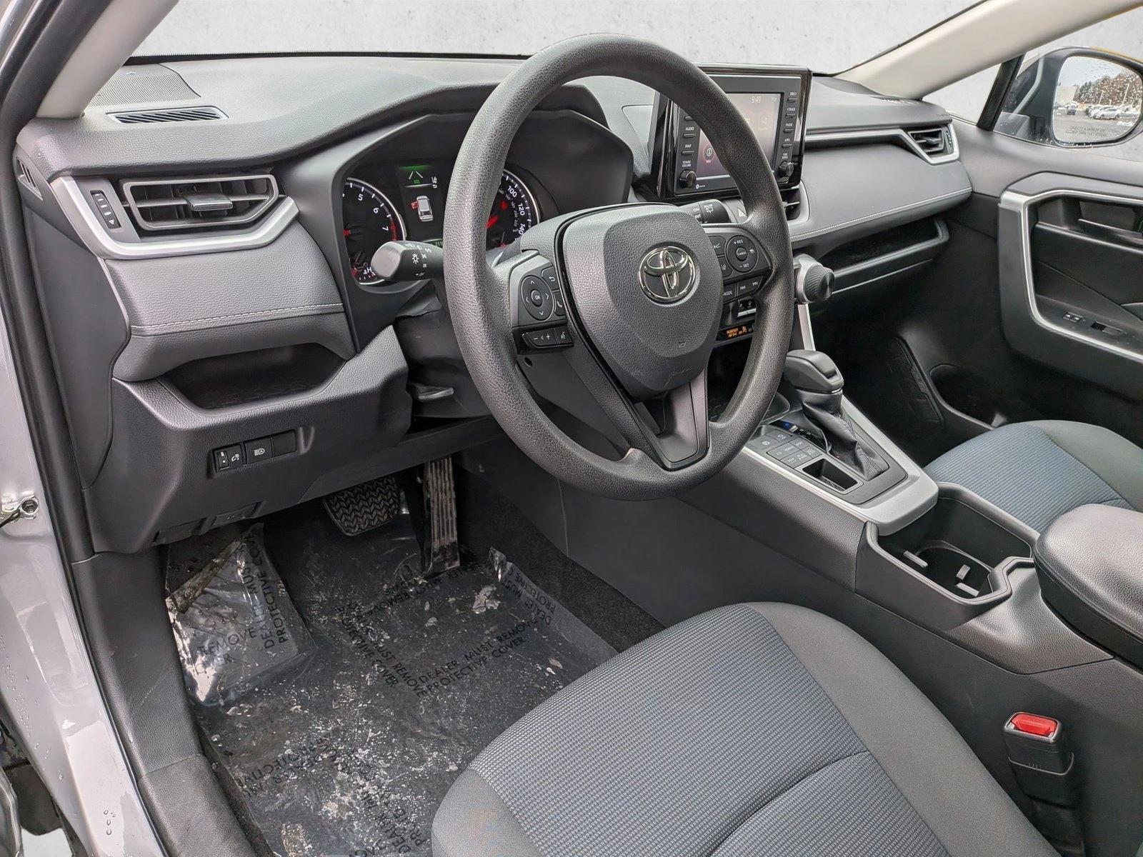 2022 TOYOTA RAV4 - Image 10