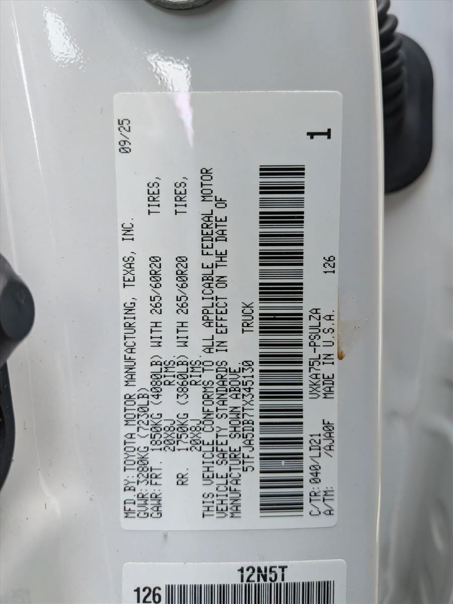 2026 Toyota Tundra Limited - Photo 26