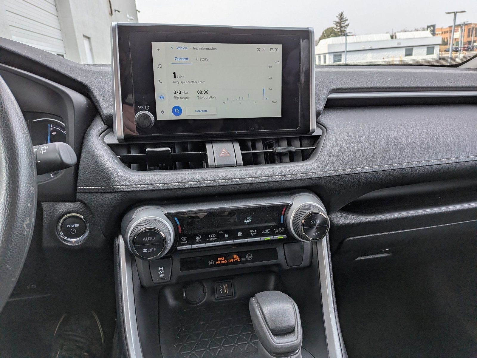 2025 TOYOTA RAV4 - Image 12