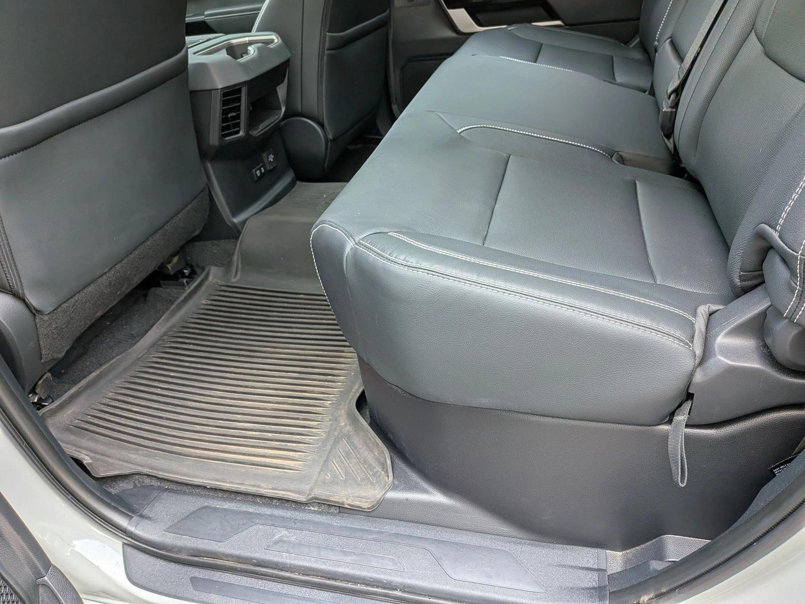 2026 Toyota Tundra Limited - Photo 17