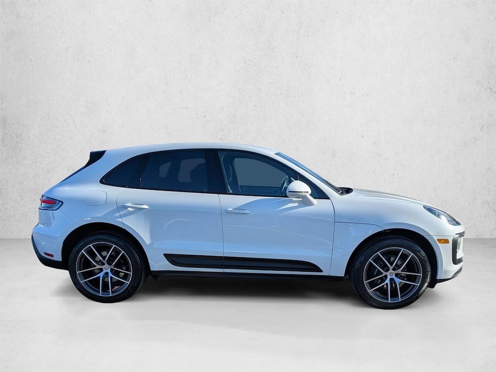 Used 2025 Porsche Macan SUV
