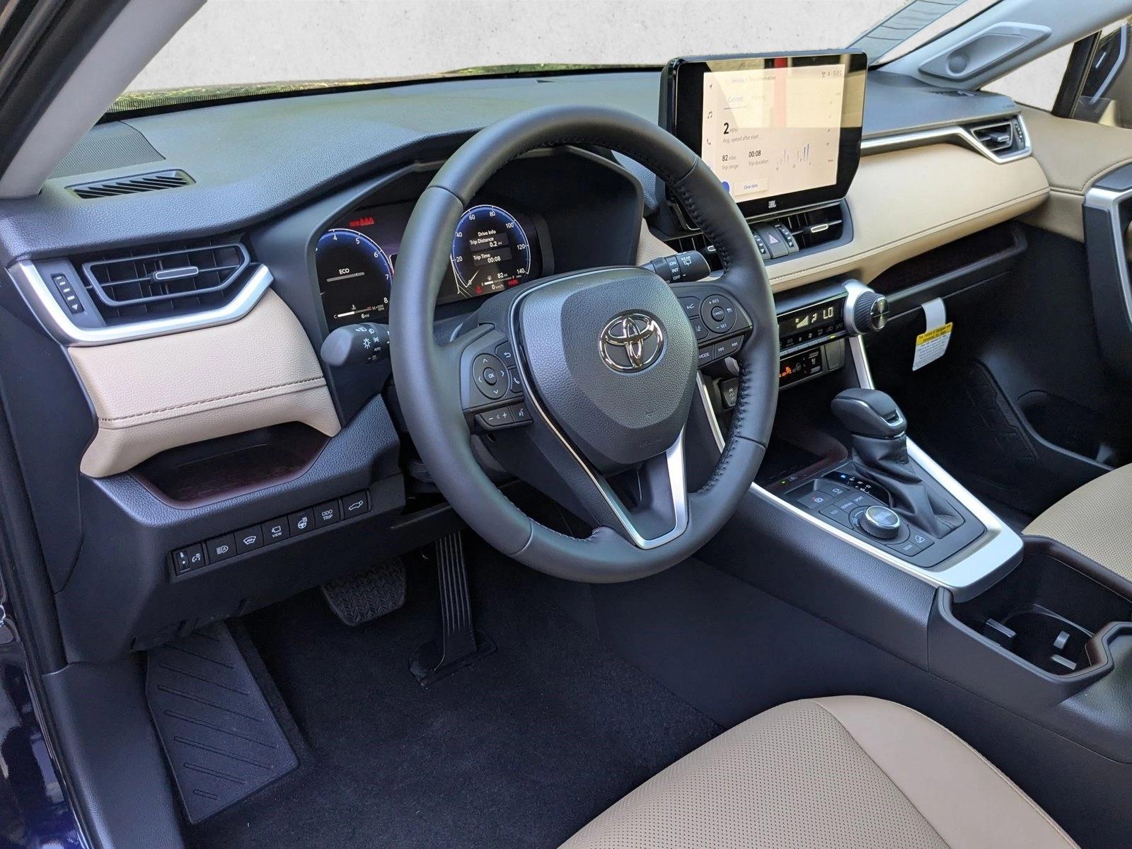 2025 TOYOTA RAV4 - Image 3