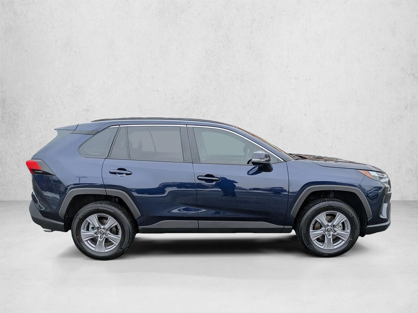 2025 TOYOTA RAV4 - Image 4