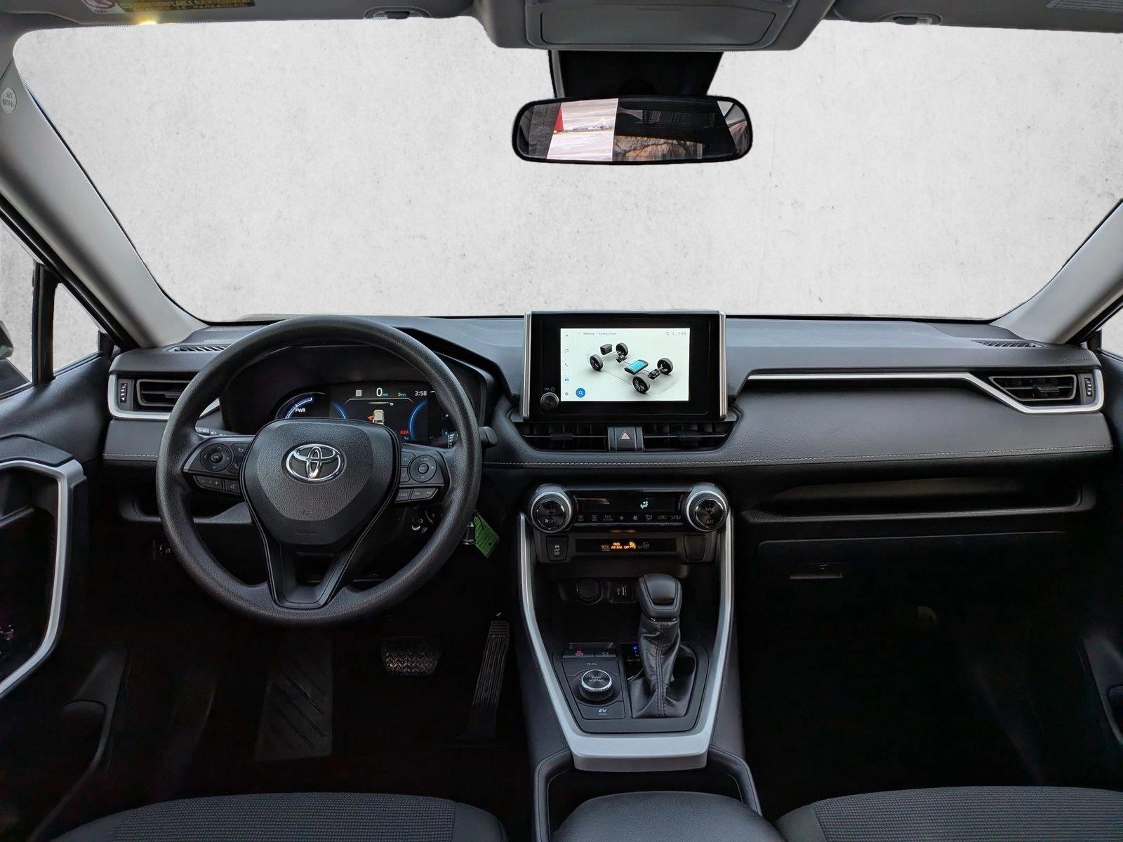 2025 TOYOTA RAV4 - Image 18