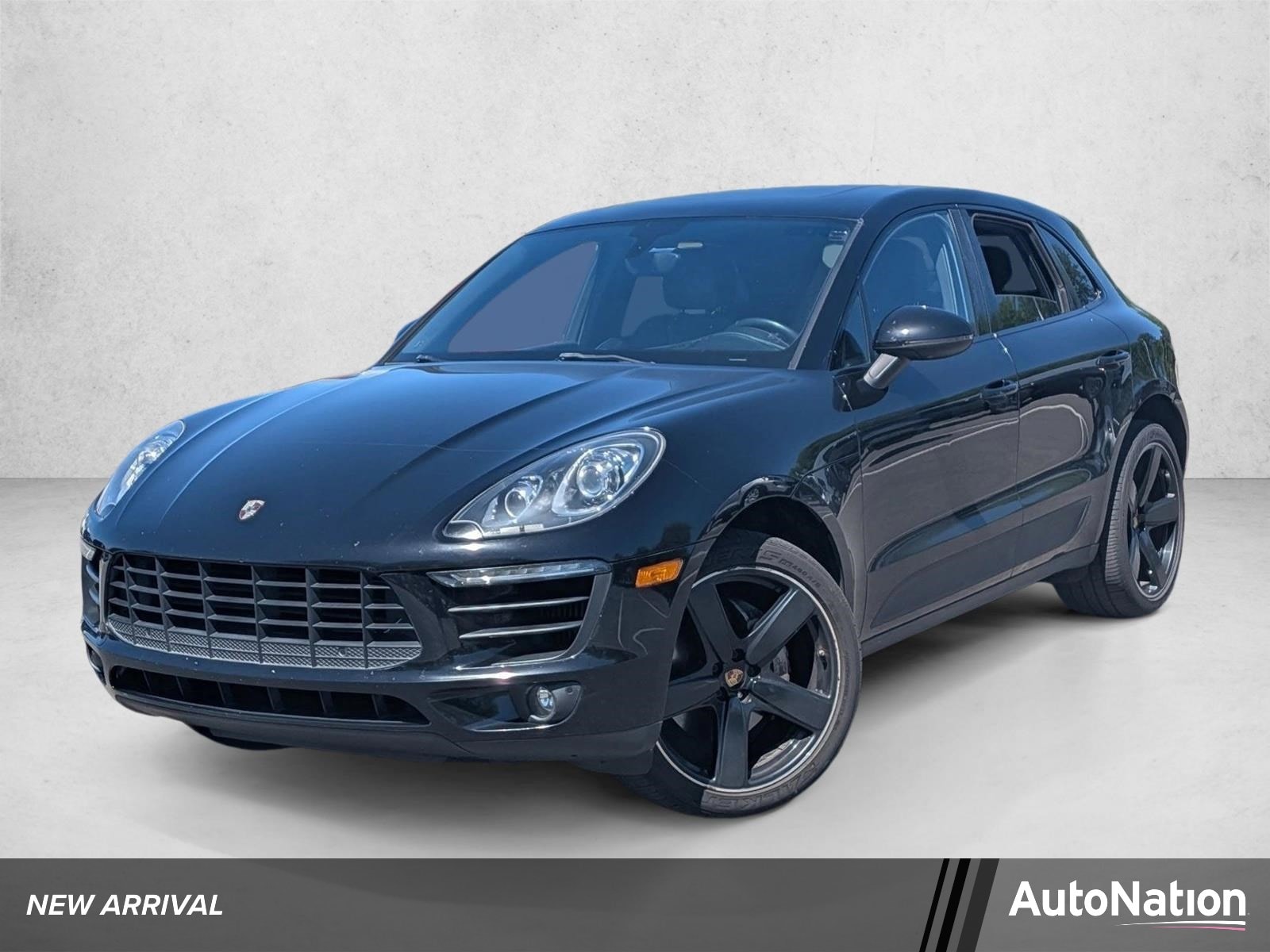 2016 Porsche Macan S's photo