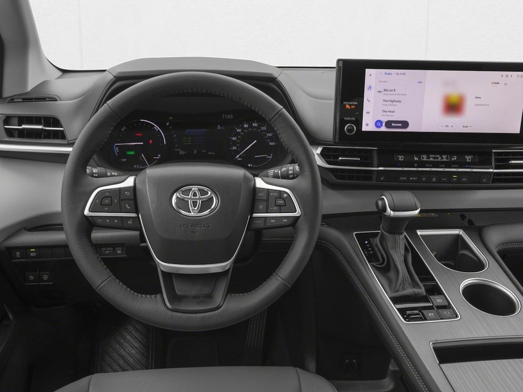 New 2026 Toyota Sienna XLE 8 PASSENGER