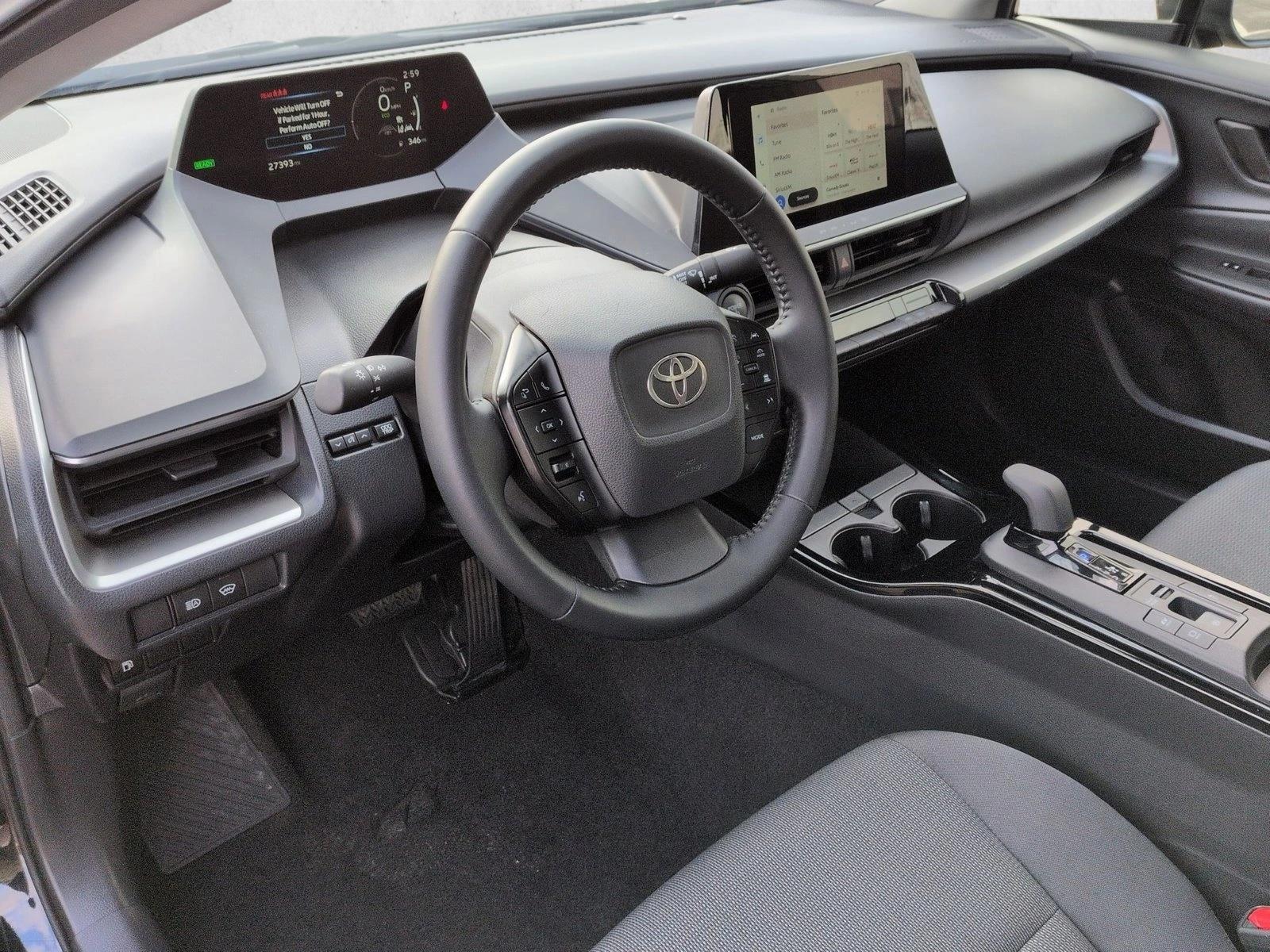 2025 TOYOTA PRIUS - Image 10