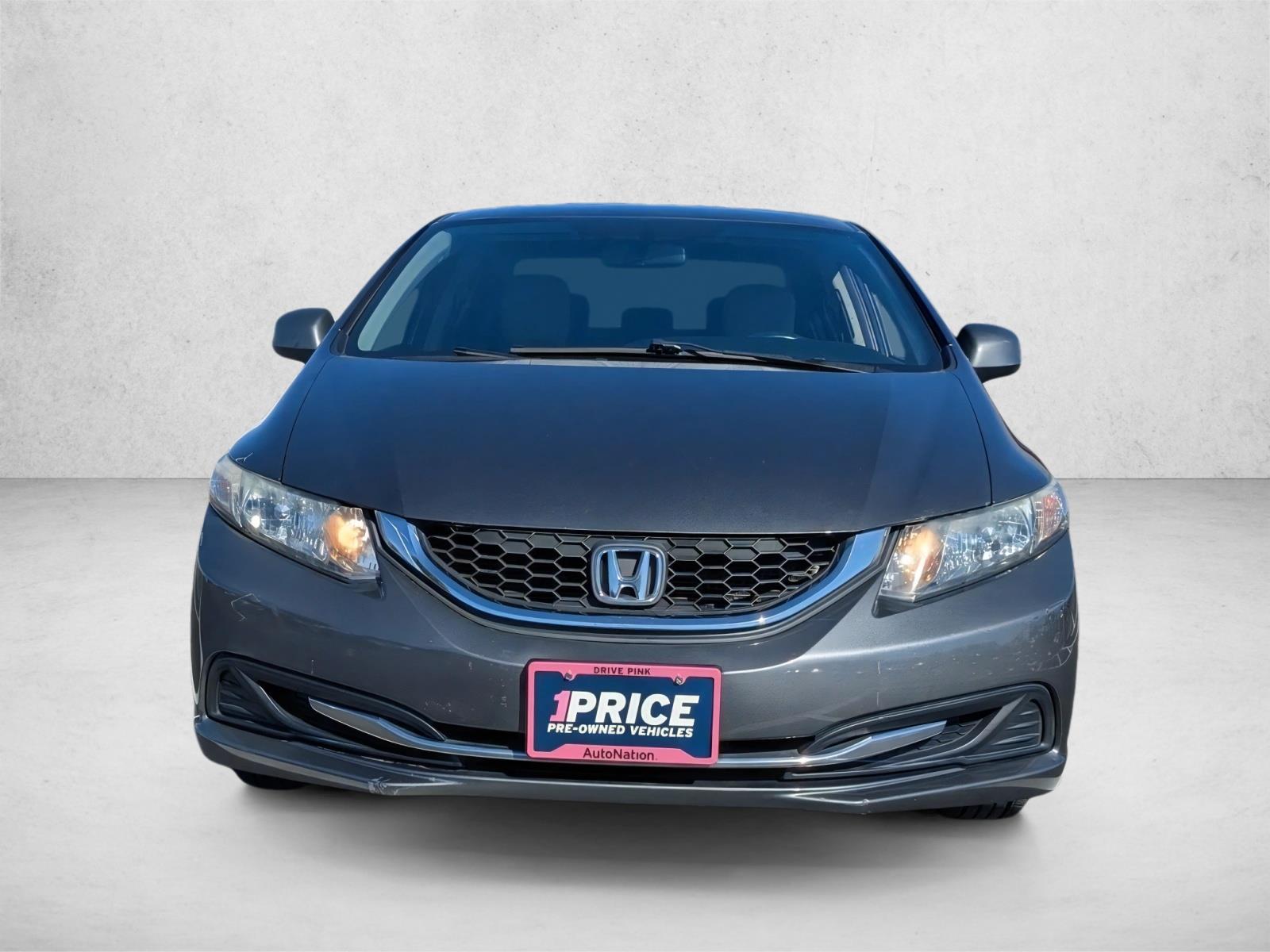 2013 Honda Civic LX photo 2