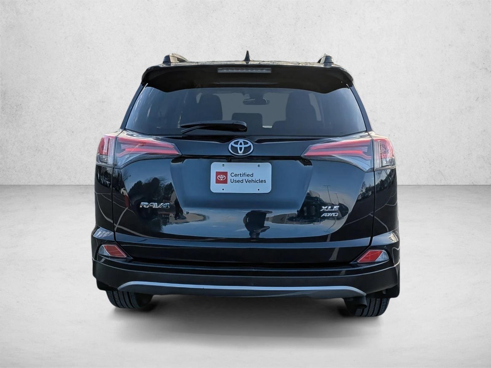 2017 TOYOTA RAV4 - Image 6