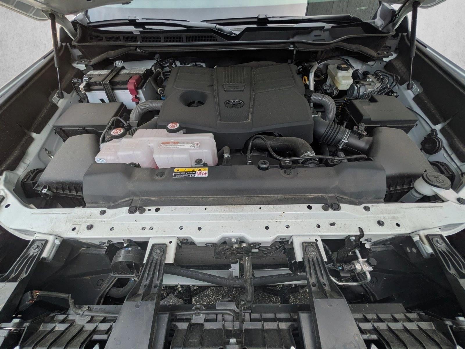 2026 Toyota Tundra Limited - Photo 24