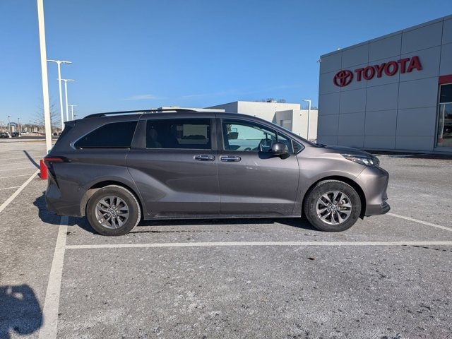 2024 TOYOTA SIENNA - Image 4