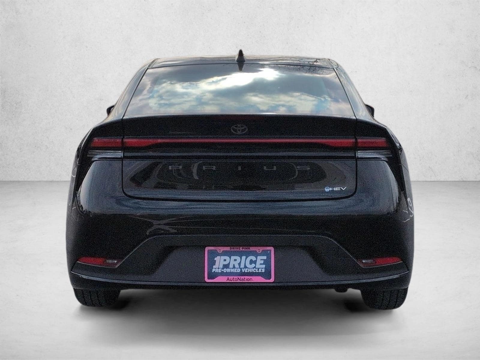 2025 TOYOTA PRIUS - Image 7