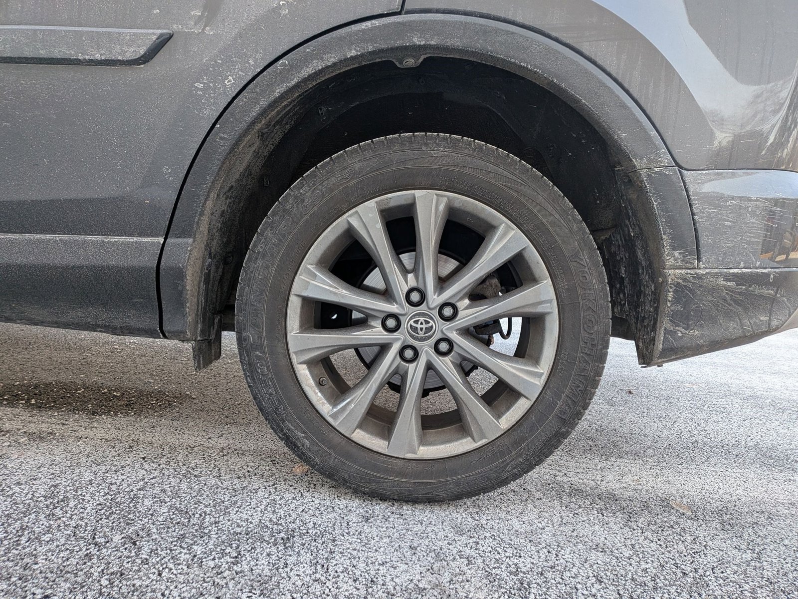 2017 TOYOTA RAV4 - Image 13