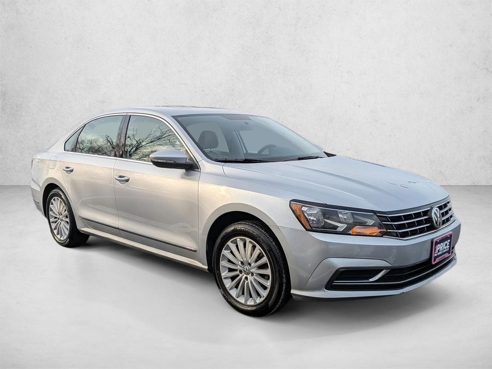 2017 VOLKSWAGEN PASSAT - Image 3