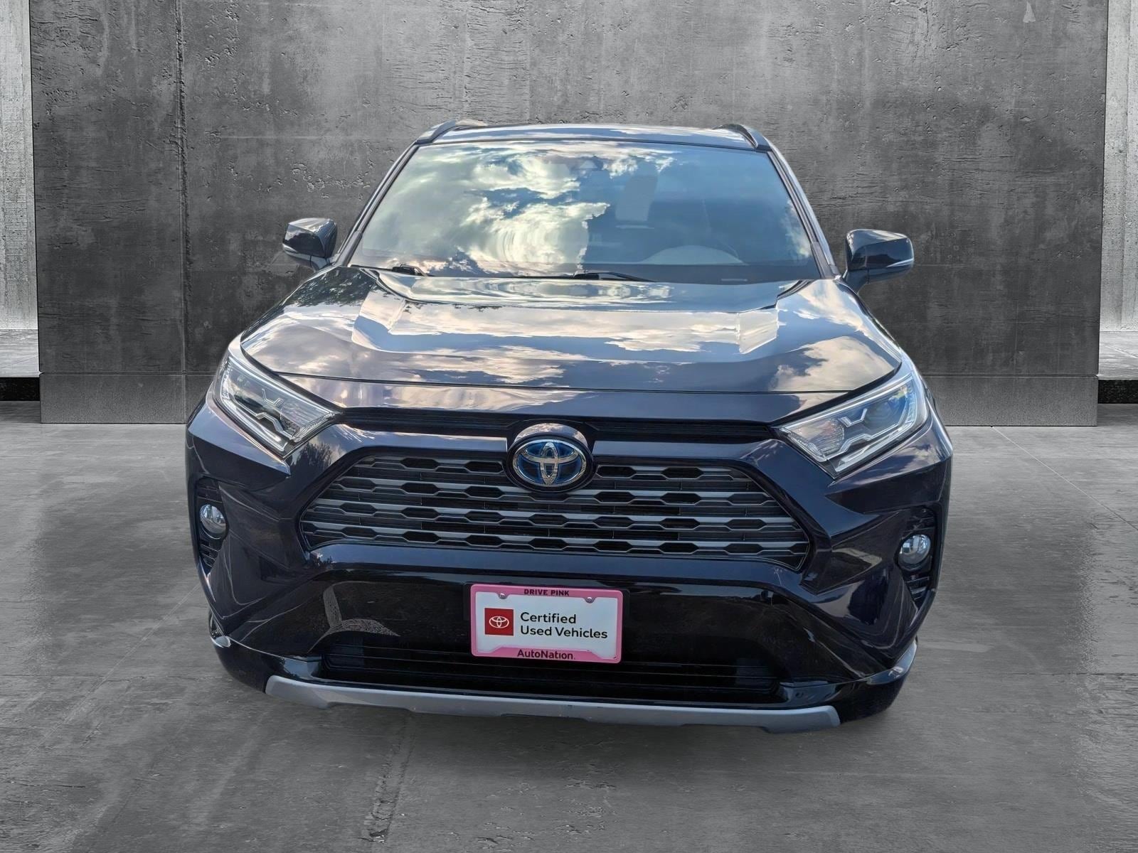 Used 2020 Toyota RAV4 XSE with VIN 2T3EWRFV6LW071411 for sale in Libertyville, IL