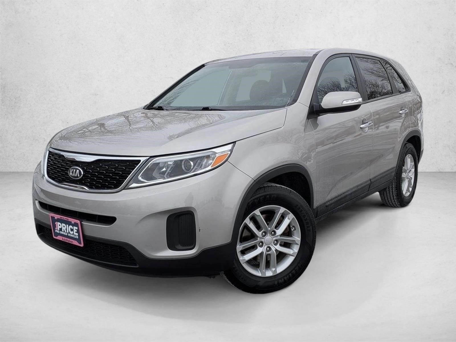 2014 Kia Sorento LX's photo