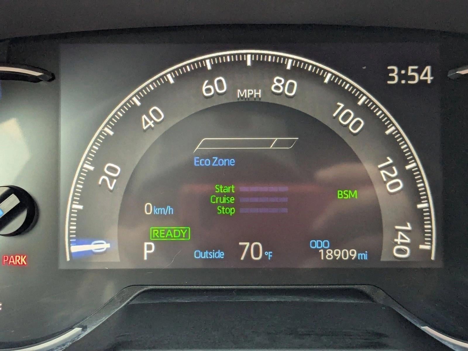 2025 TOYOTA RAV4 - Image 11