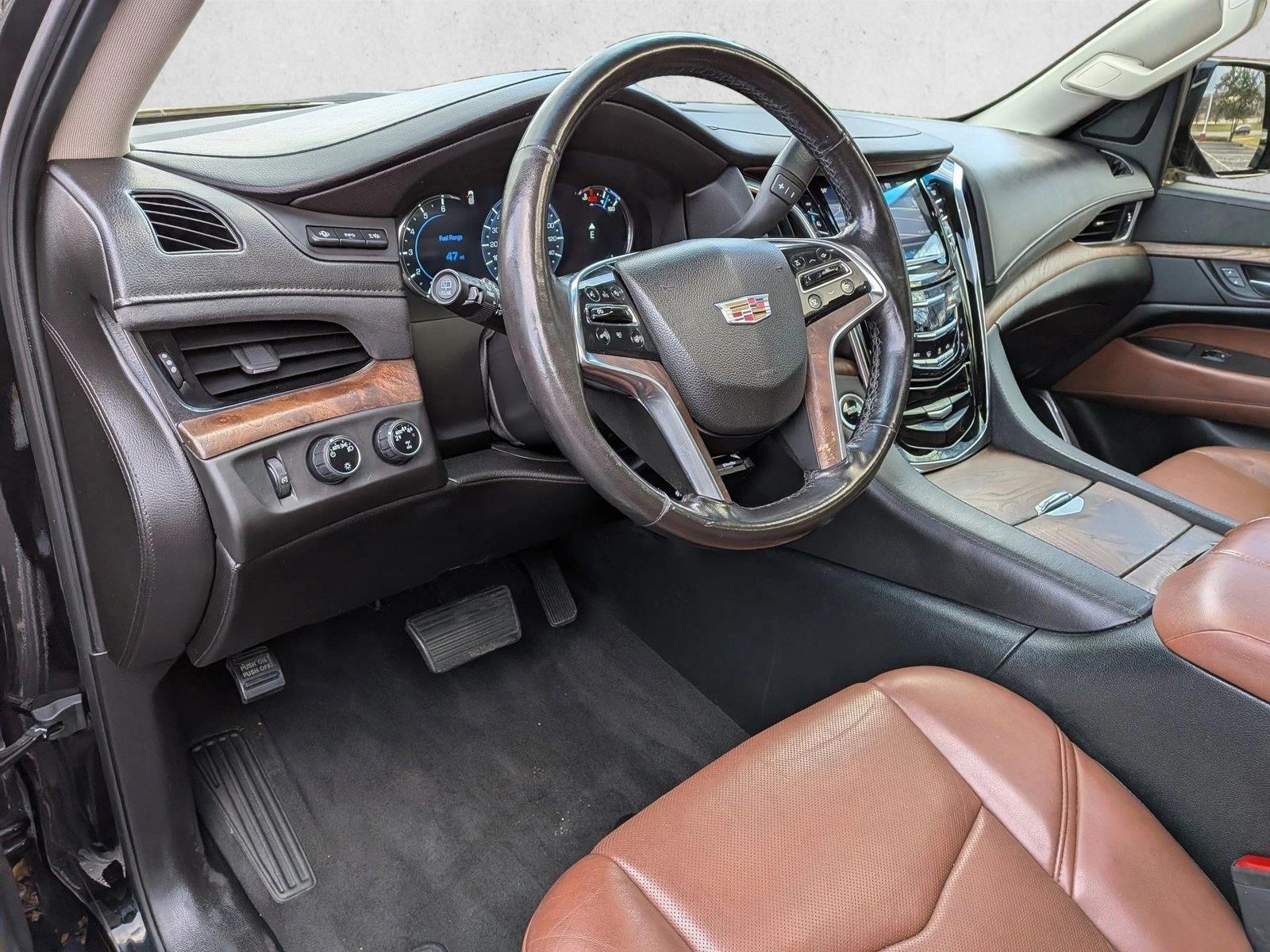 2017 CADILLAC ESCALADE ESV - Image 10