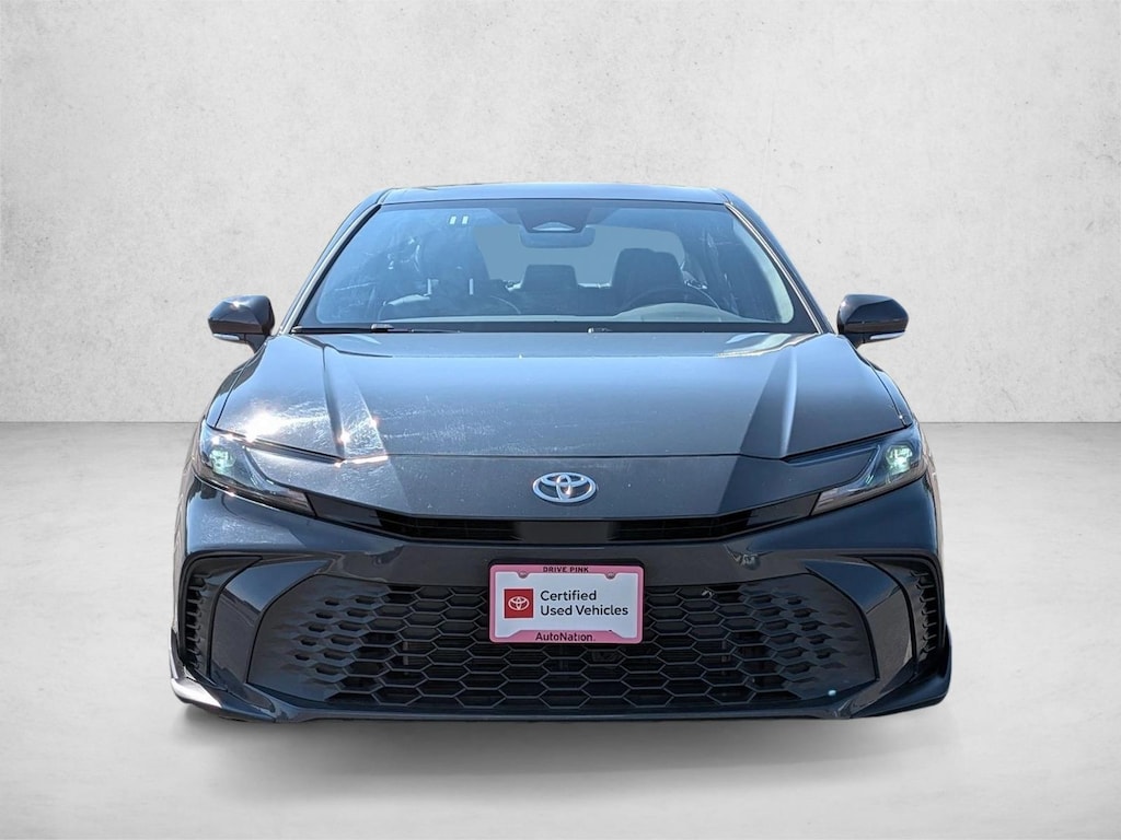 Used 2025 Toyota Camry SE Sedan