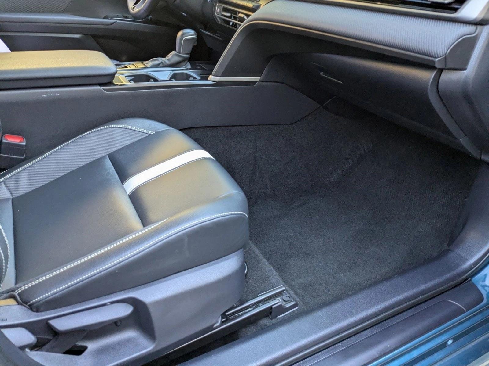 2025 TOYOTA CAMRY - Image 15