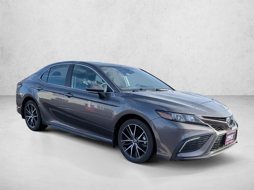 Used 2024 Toyota Camry SE Sedan