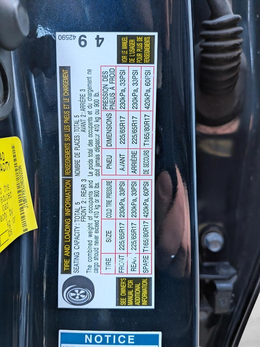 2017 TOYOTA RAV4 - Image 24