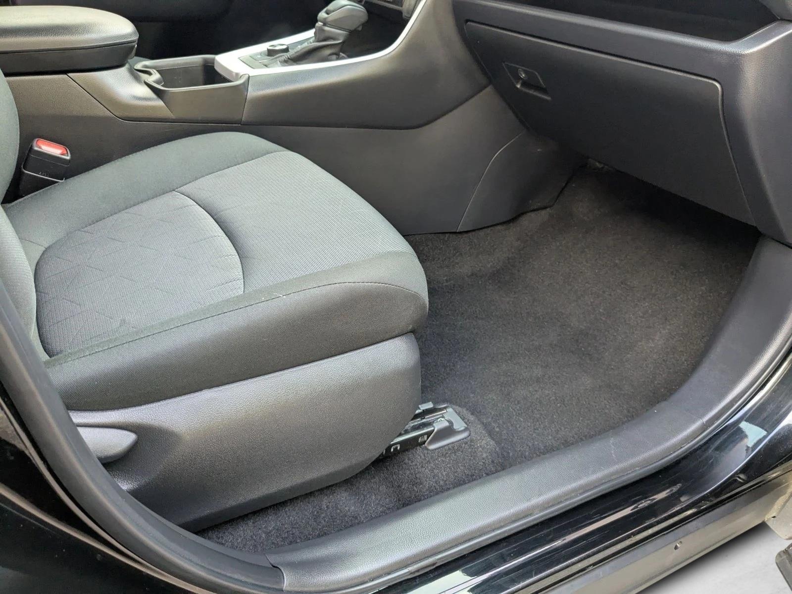 2025 TOYOTA RAV4 - Image 15