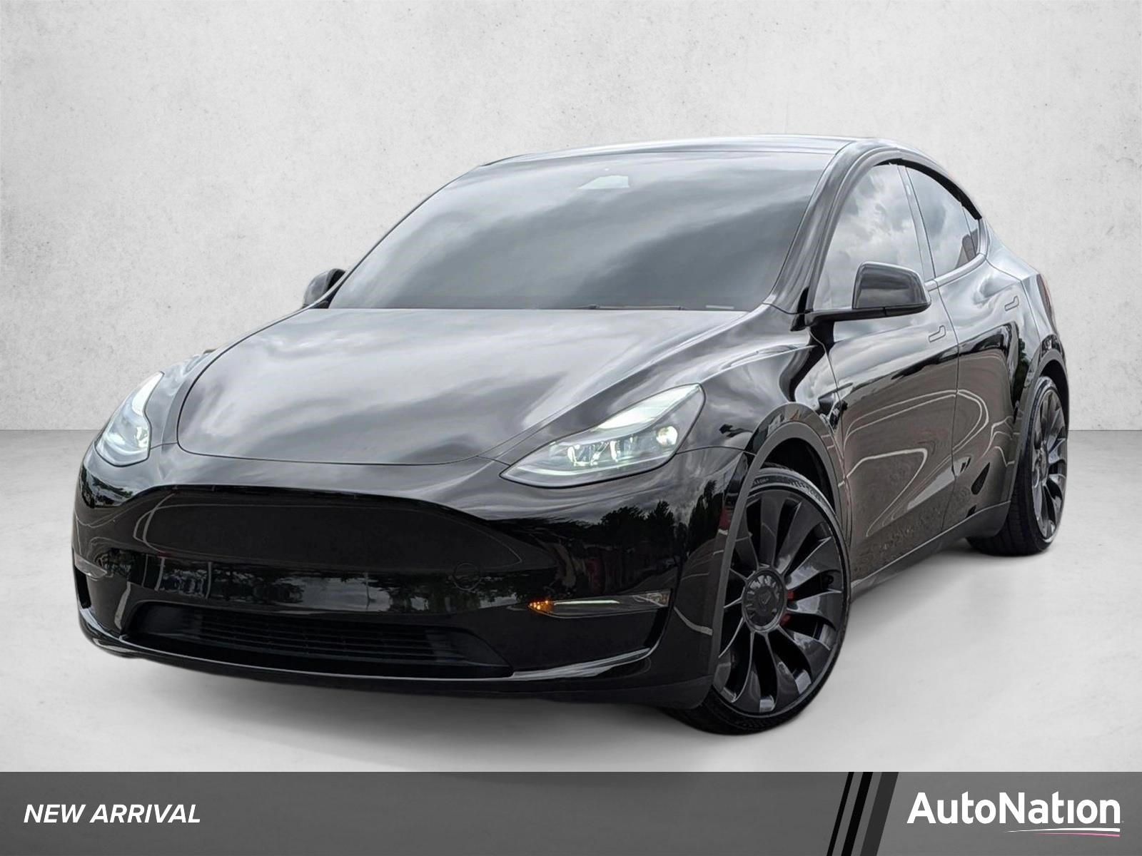 2024 Tesla Model Y Performance Dual Motor All-Wheel Drive's photo
