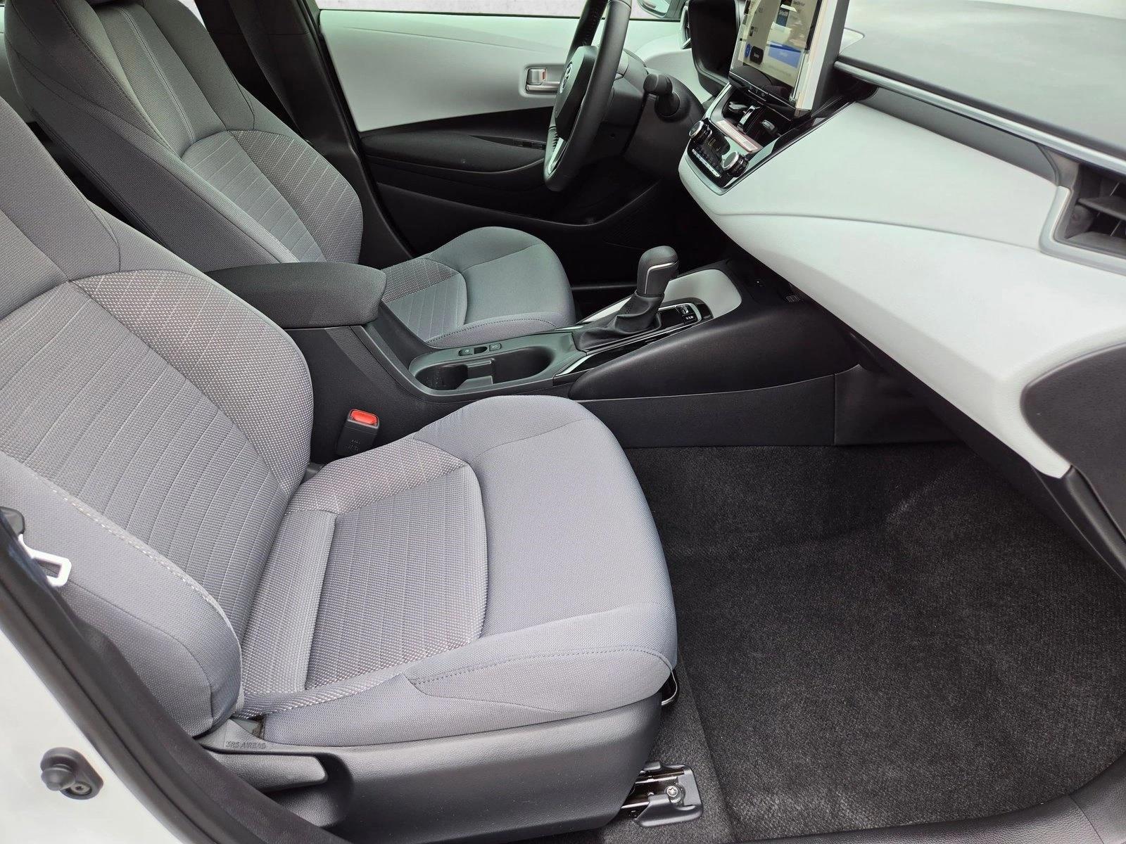 2026 Toyota Corolla SE - Photo 20