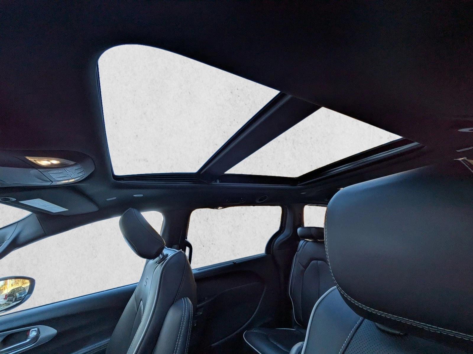 2025 CHRYSLER PACIFICA - Image 14