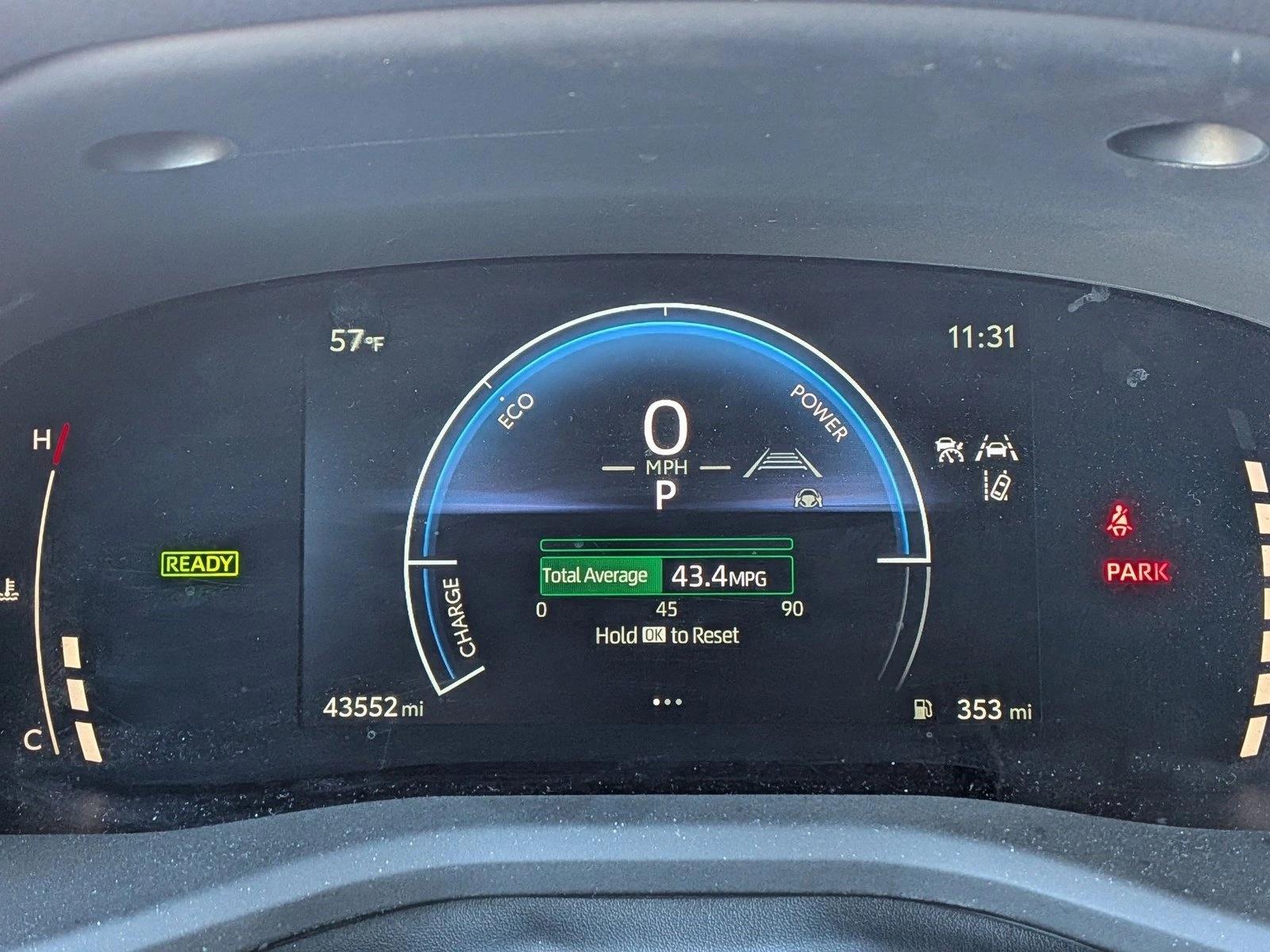 2025 TOYOTA CAMRY - Image 10