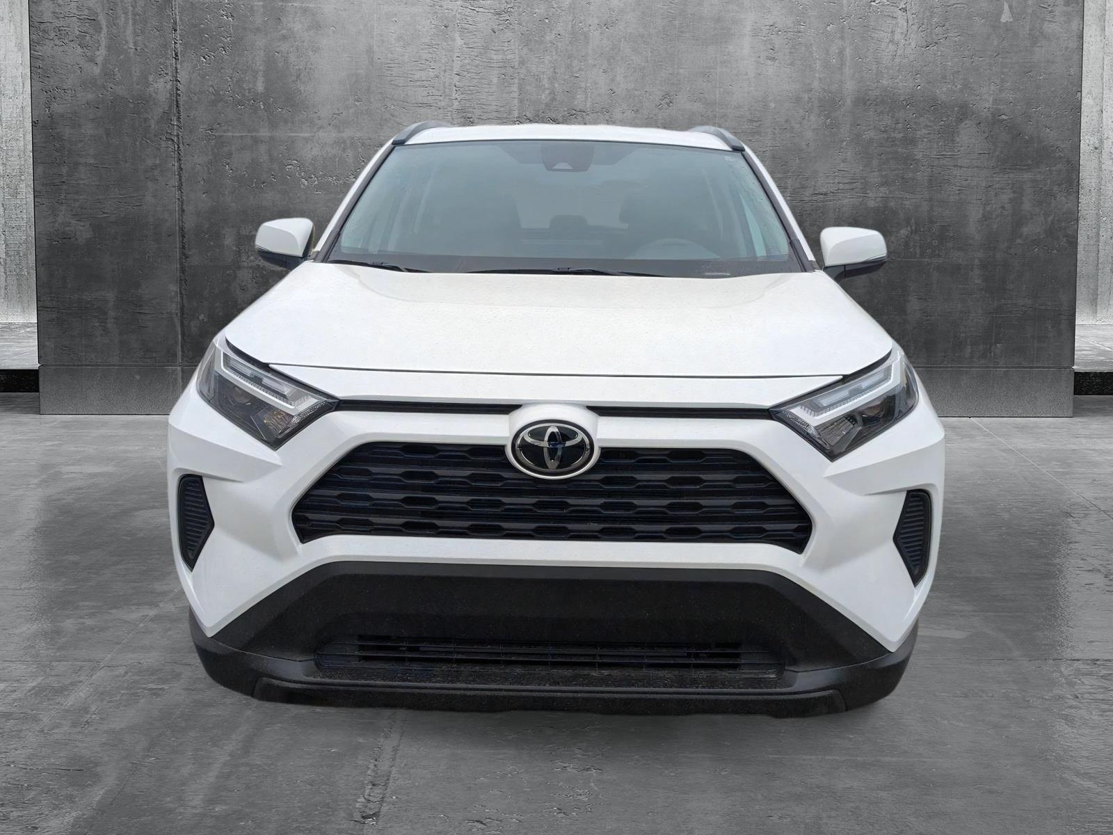 Used 2024 Toyota RAV4 XLE with VIN 2T3P1RFV4RC431275 for sale in Libertyville, IL
