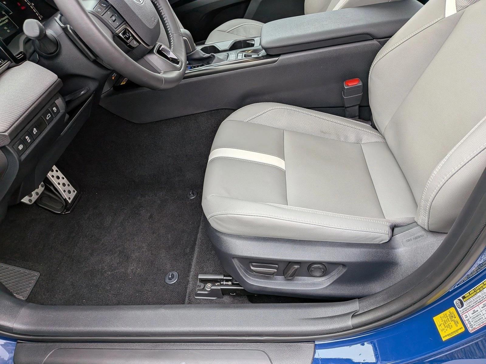 2026 TOYOTA CAMRY - Image 15