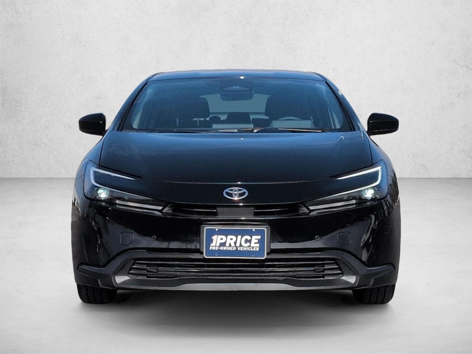 2025 TOYOTA PRIUS - Image 2