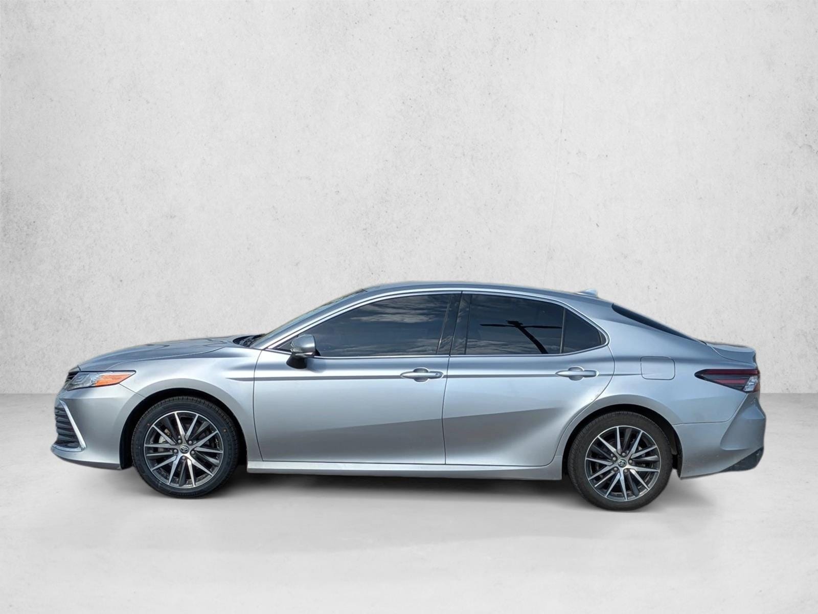 2022 TOYOTA CAMRY - Image 2