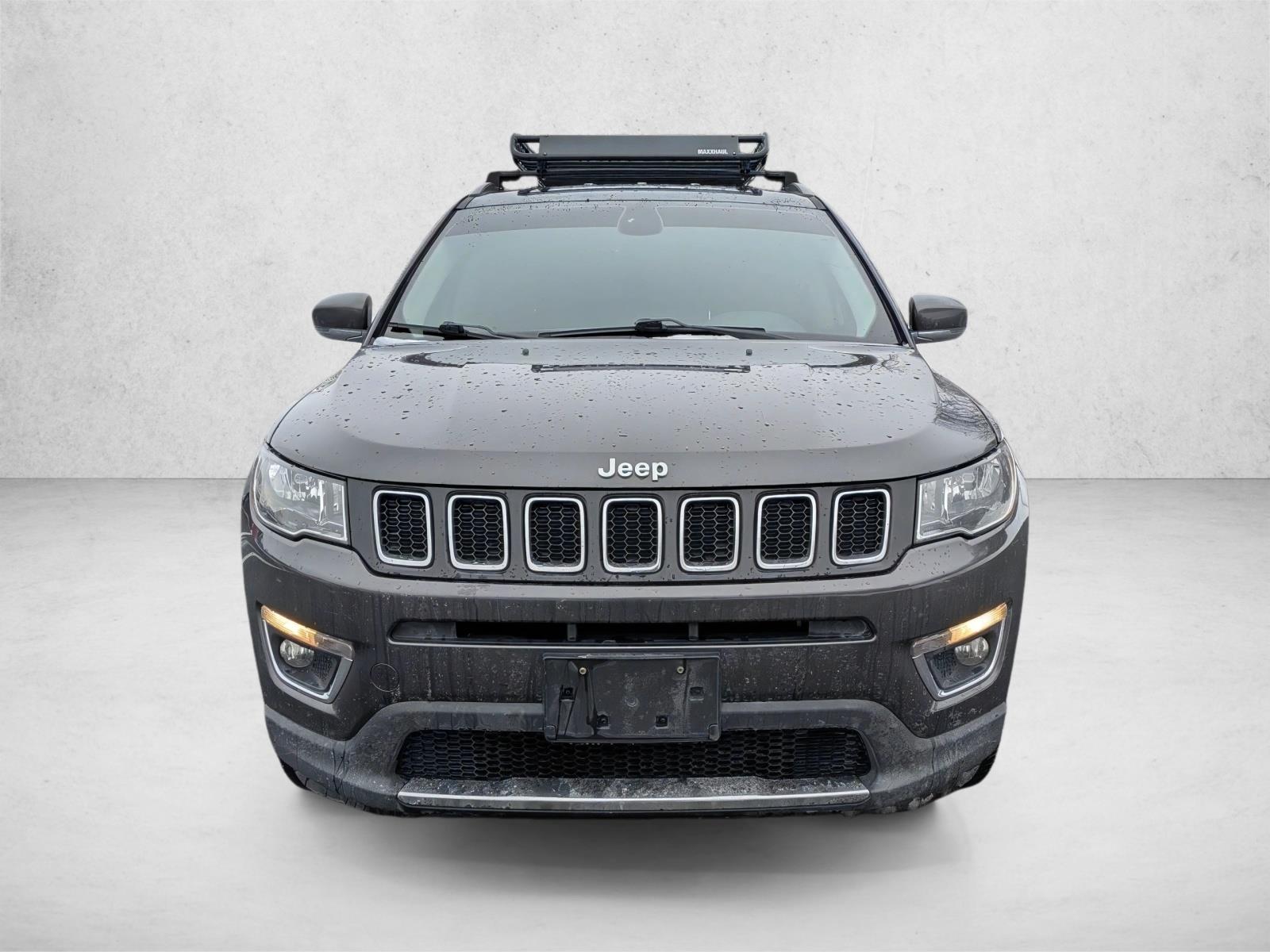 2018 Jeep Compass Limited photo 2