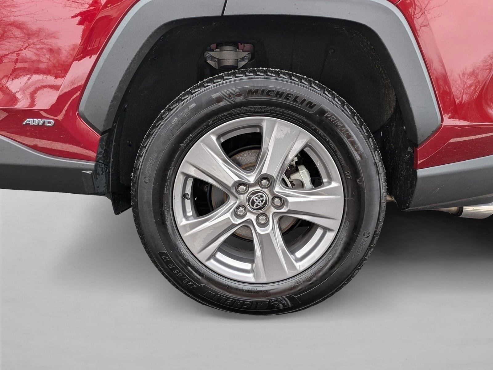 2025 TOYOTA RAV4 - Image 20