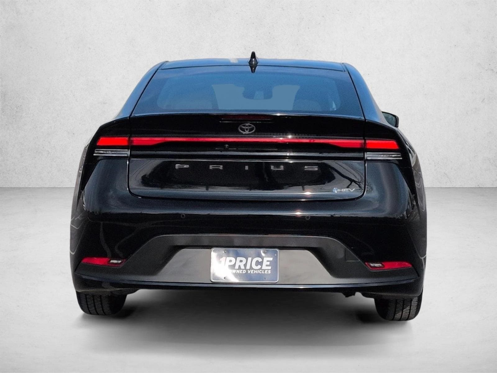2025 TOYOTA PRIUS - Image 7