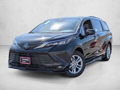 2026 Toyota Sienna XLE 7 PASSENGER