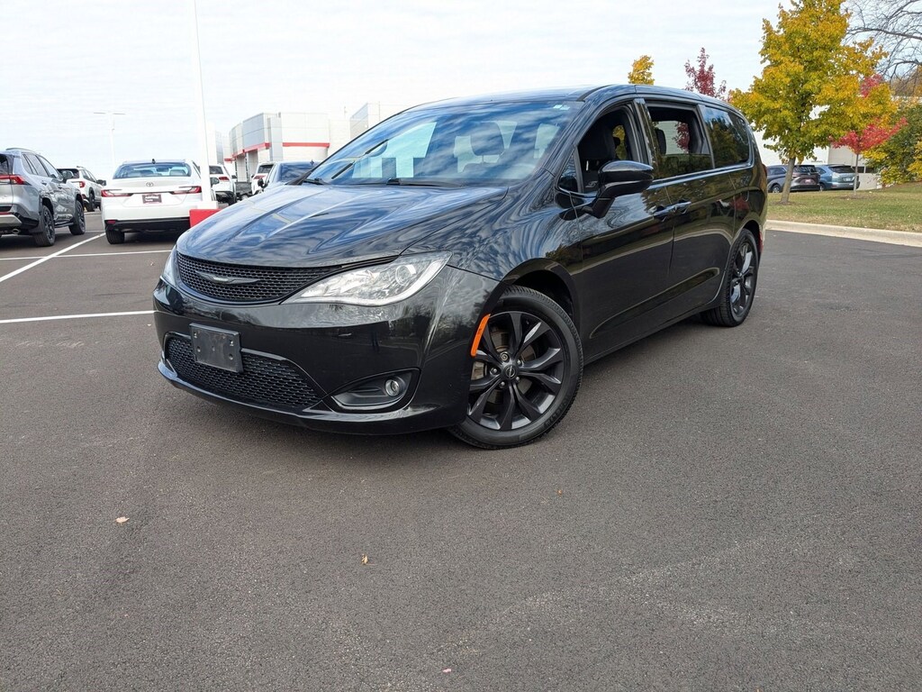 Used 2018 Chrysler Pacifica Touring Plus Van