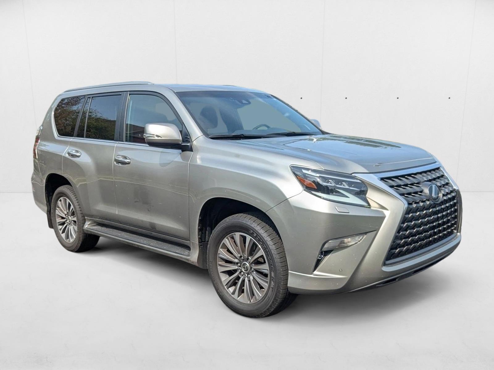 2020 Lexus GX 460 Luxury photo 3