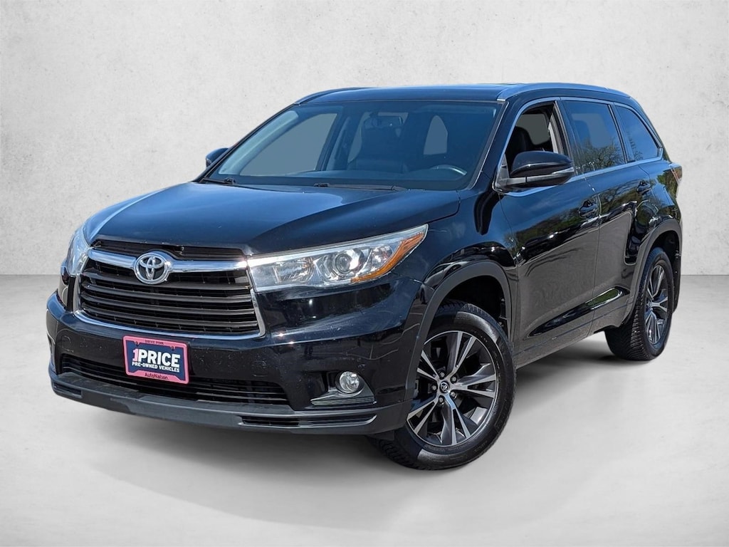 Used 2016 Toyota Highlander XLE V6 SUV