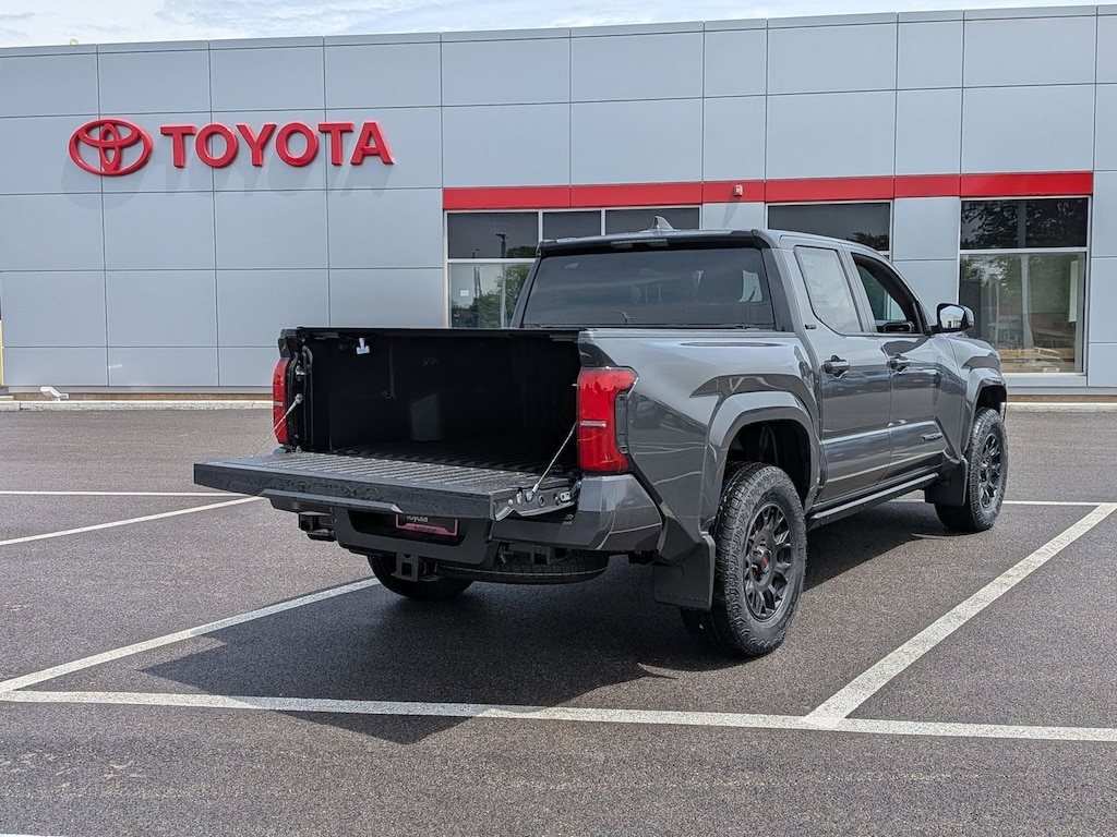 Used 2026 Toyota Tacoma SR5 Truck Double Cab