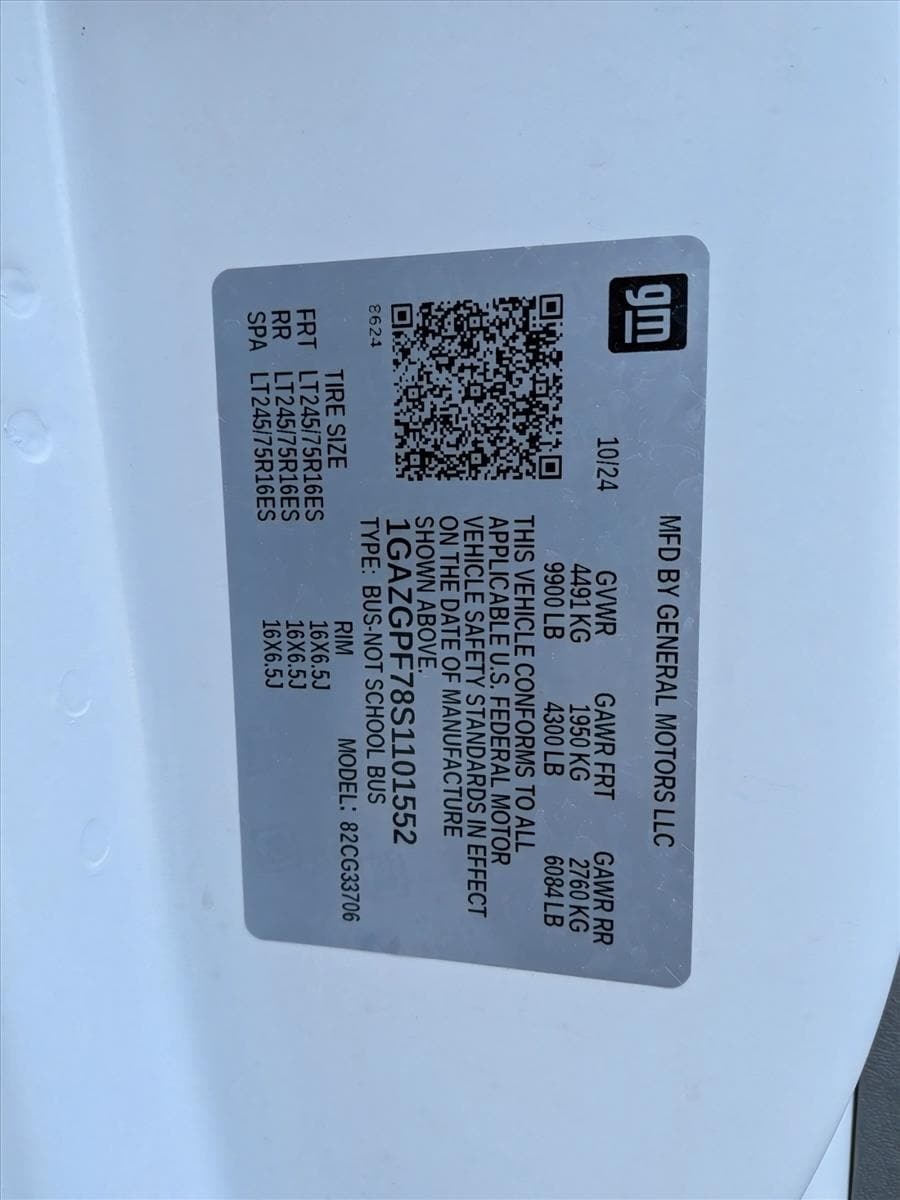 2025 CHEVROLET EXPRESS - Image 26