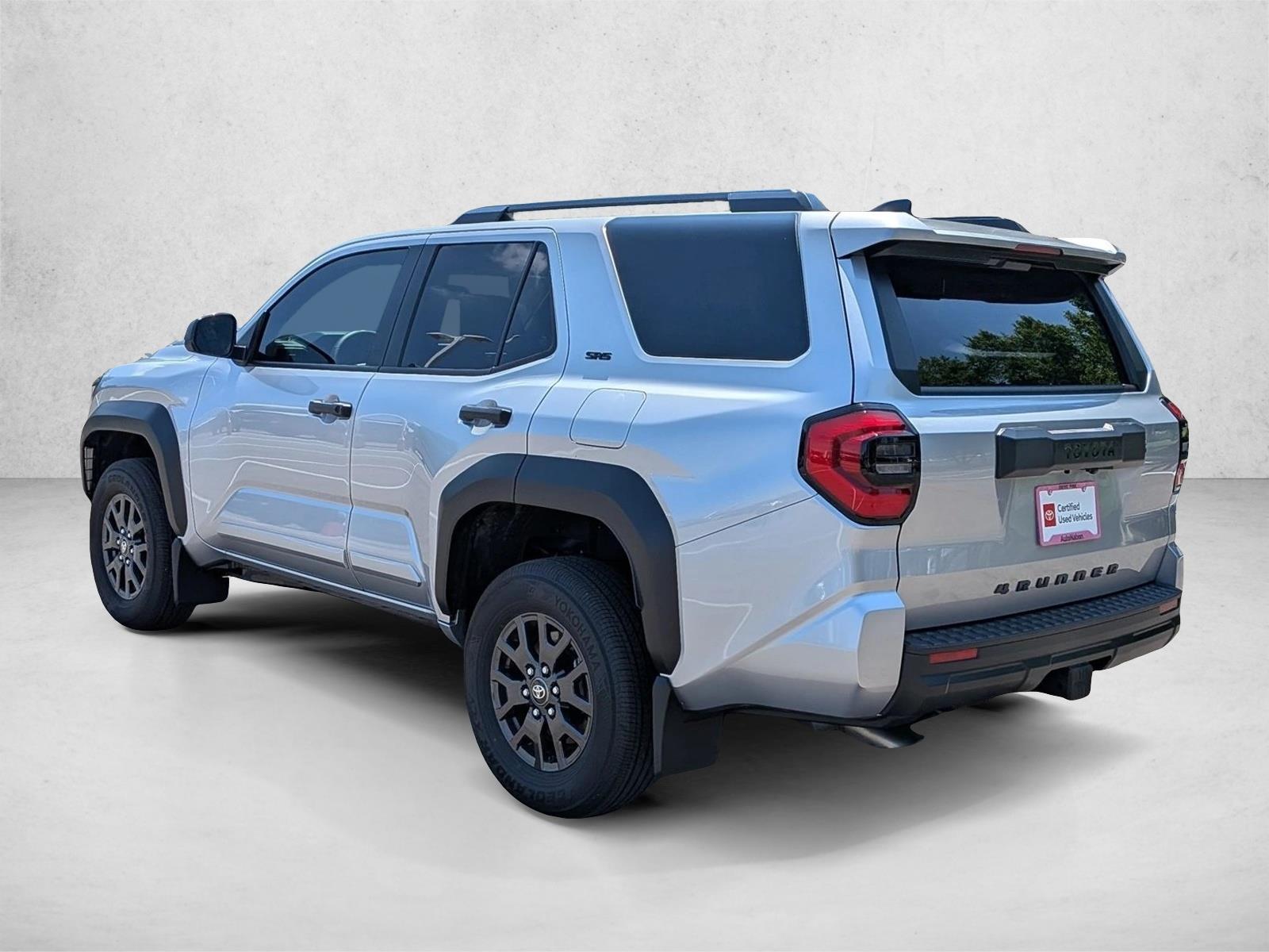 2026 Toyota 4Runner SR5 - Photo 8
