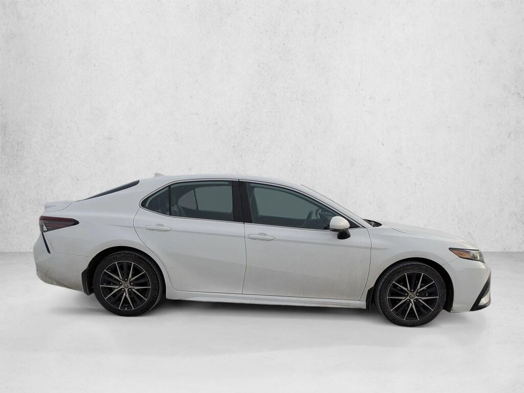 Used 2024 Toyota Camry SE Sedan
