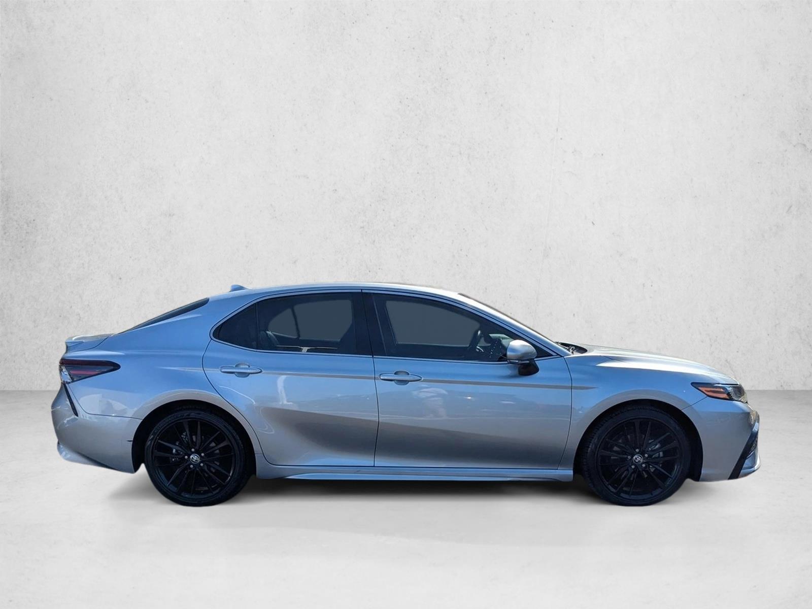 2023 Toyota Camry XSE photo 4